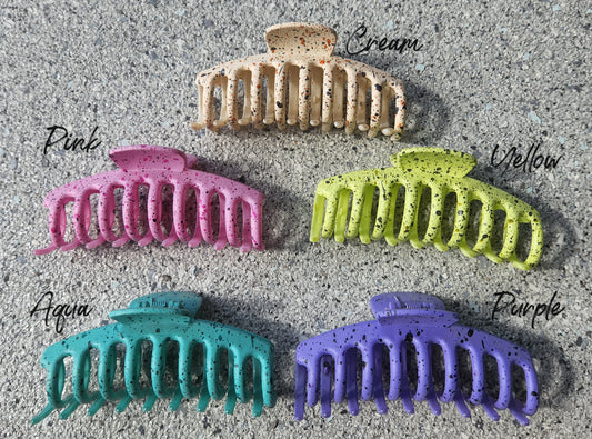 Demi Hair Claw